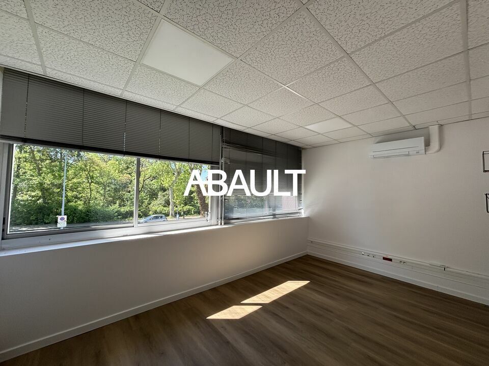 Location bureaux 178 m² non divisibles