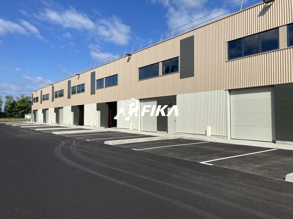 Vente local d''activites 187 m² non divisibles