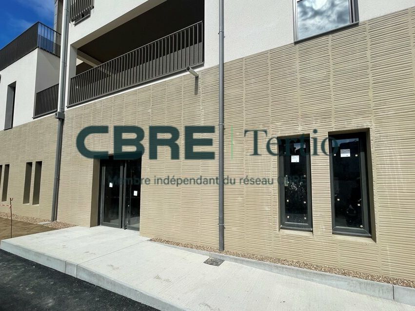  A VENDRE - La Riche / Local commercial neuf 