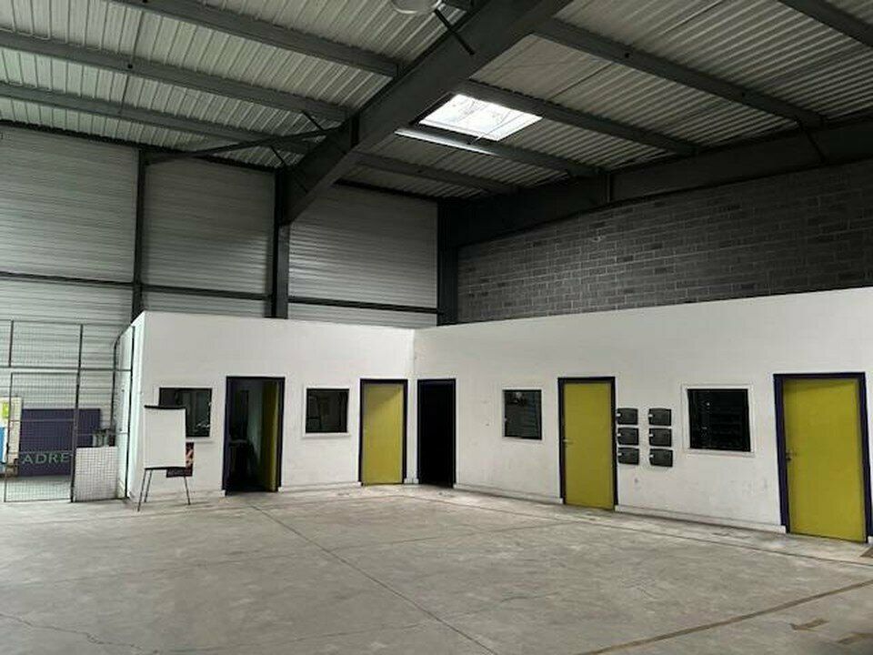 Entrepot 560 m2 a louer Parc EUROCAP Coquelles (62)