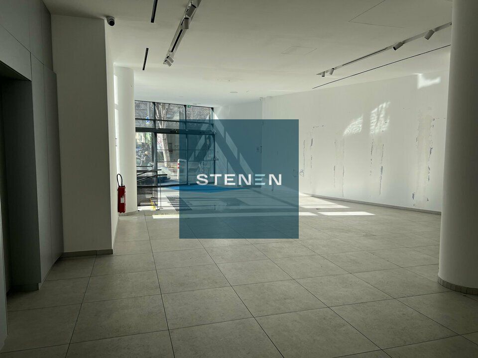 LOCAtiON LOCAL COMMERCIAL 493m2 MARSEILLE 8e - PRADO