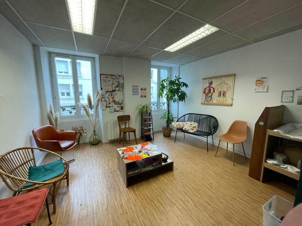 Bureaux de charme au 1er étage – Quartier Merville à Lorient