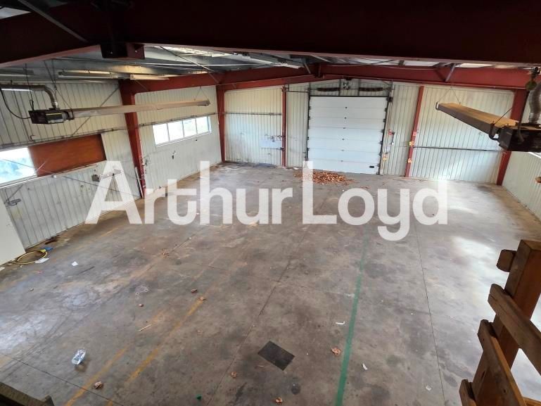 Location local 340.00 m² à COLOMBELLES