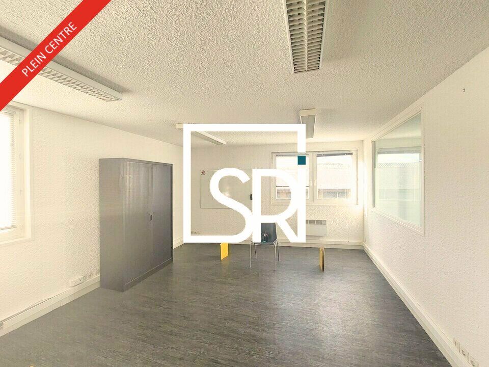 Location bureaux 400 m² non divisibles