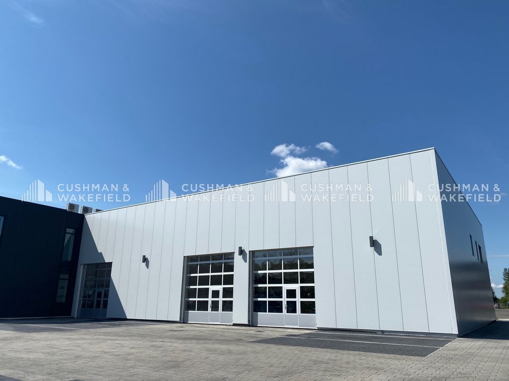 Location activités 320 m² non divisibles