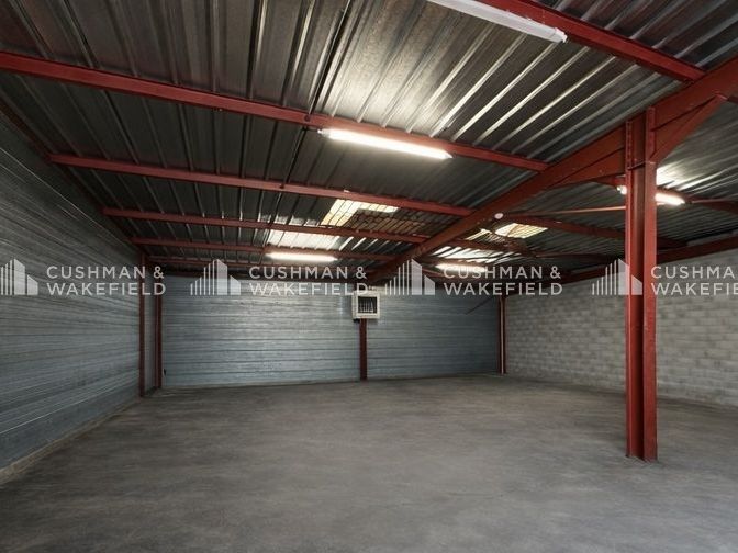 Vente activités 222 m² non divisibles