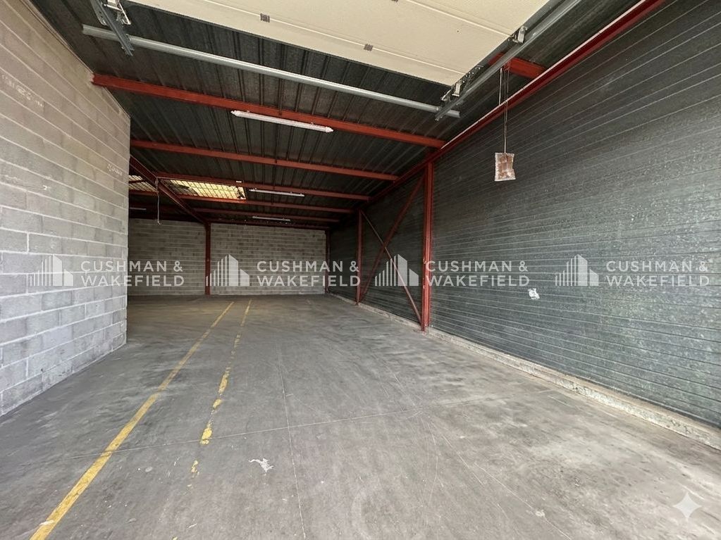 Vente activités 225 m² non divisibles