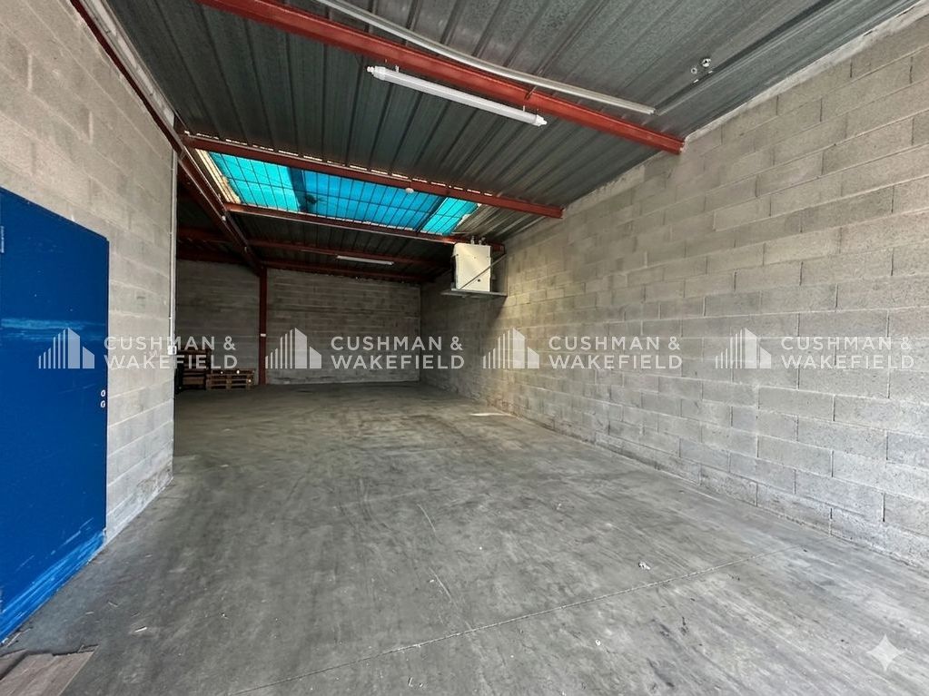 Vente activités 159 m² non divisibles