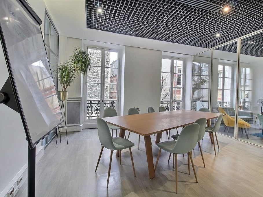 Location bureaux 671 m² divisibles à partir de 180 m²