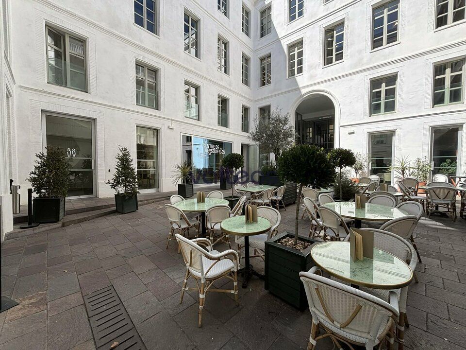 Location bureaux 170 m² non divisibles