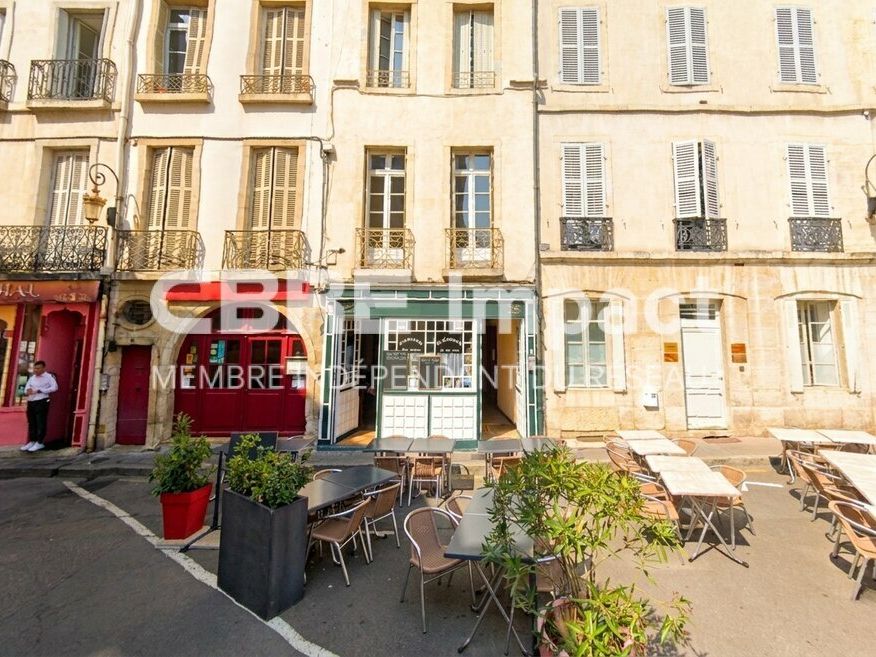 Vente local commercial 103 m² non divisibles