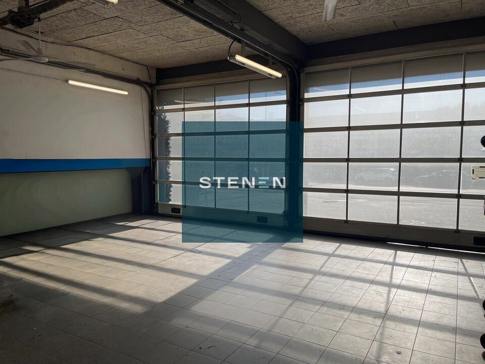 LOCAL LOCATION AUBAGNE PALUDS 110M2