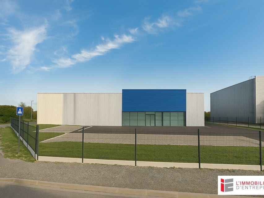 LOCATION – CELLULE D'ACTIVITÉ – 287 M² – VITRÉ