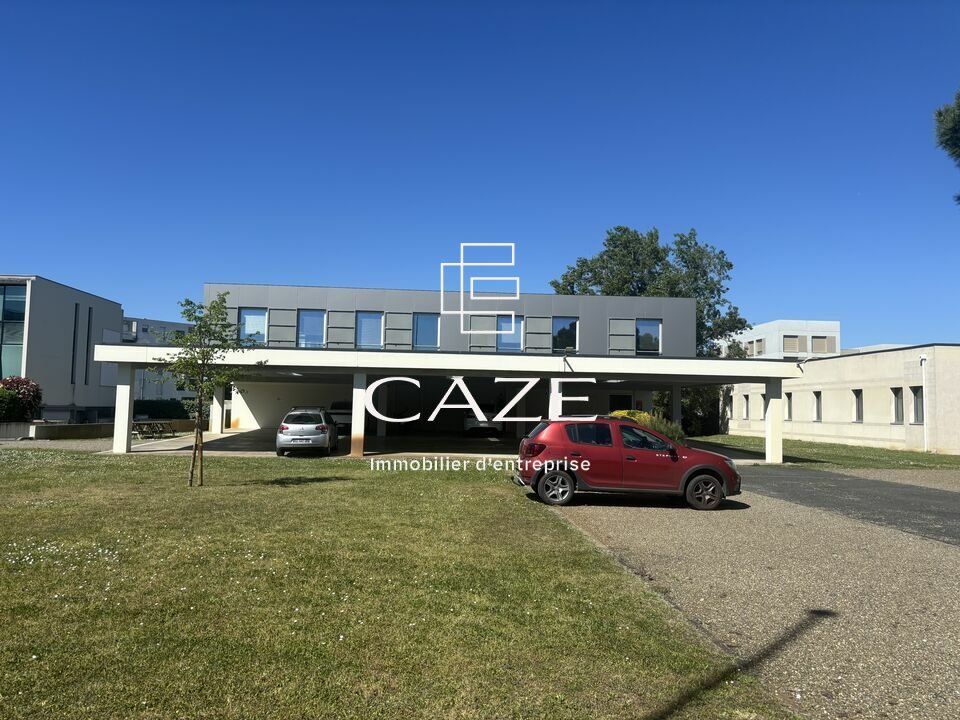Location bureaux 484 m² non divisibles