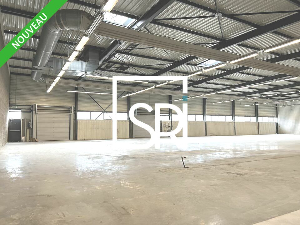 Location entrepot 2364 m² non divisibles
