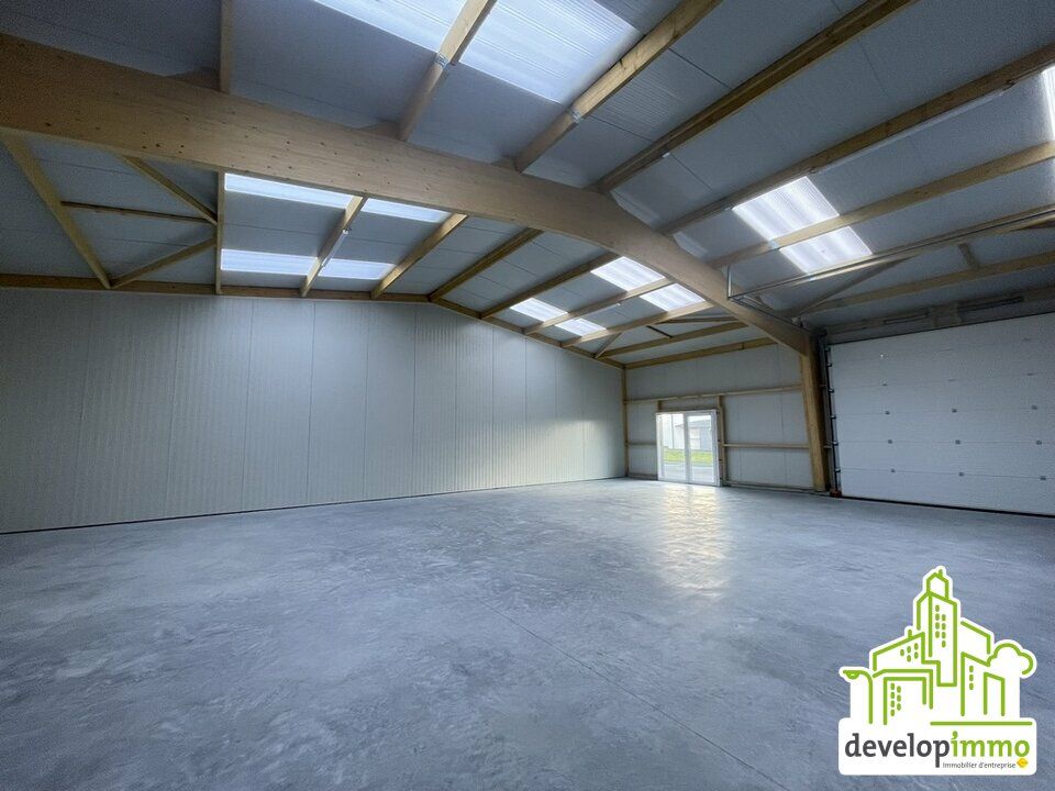 Location local d''activites 360 m² divisibles à partir de 180 m²