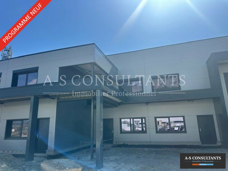 Location entrepot 300 m² non divisibles