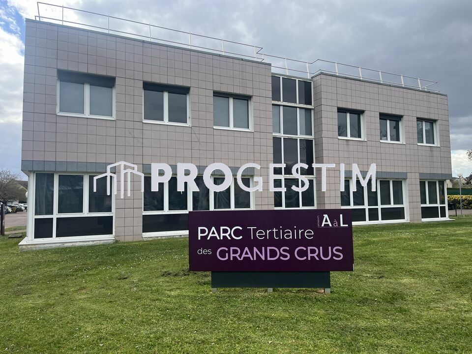 Location bureaux 842.47 m² divisibles à partir de 69 m²