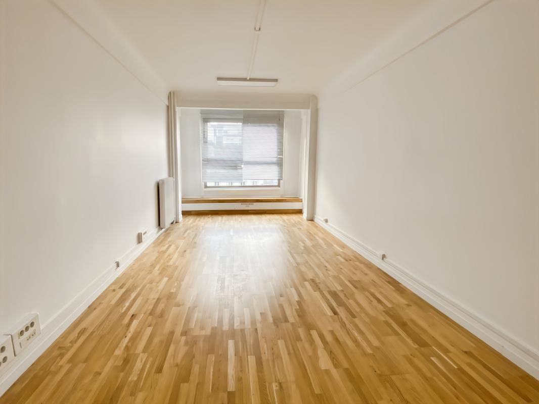 Location bureaux 114 m² non divisibles