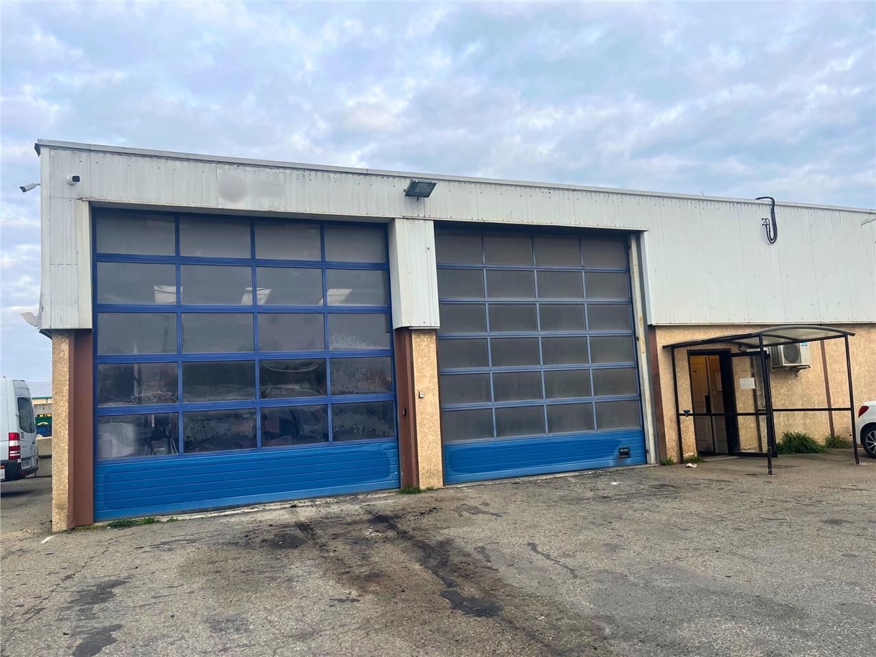 Location local 300 m² à Portet-sur-Garonne