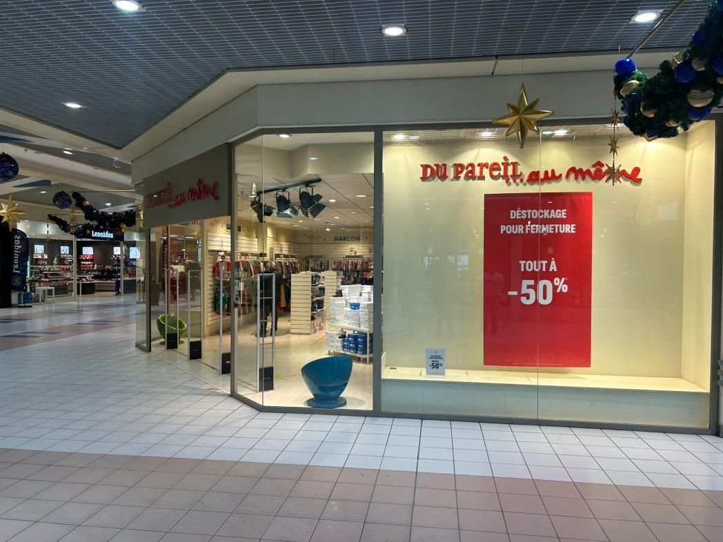 Location local commercial 145 m² non divisibles