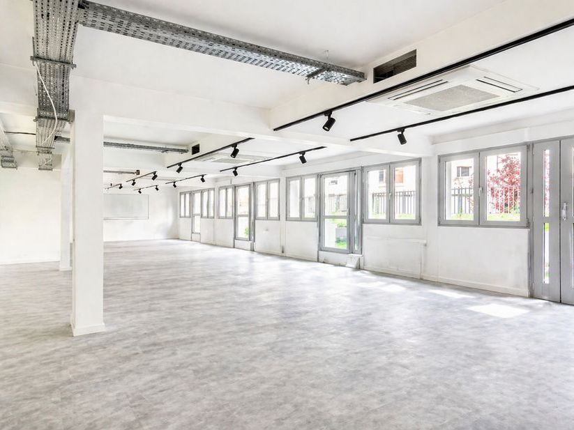 Location bureaux 585 m² non divisibles