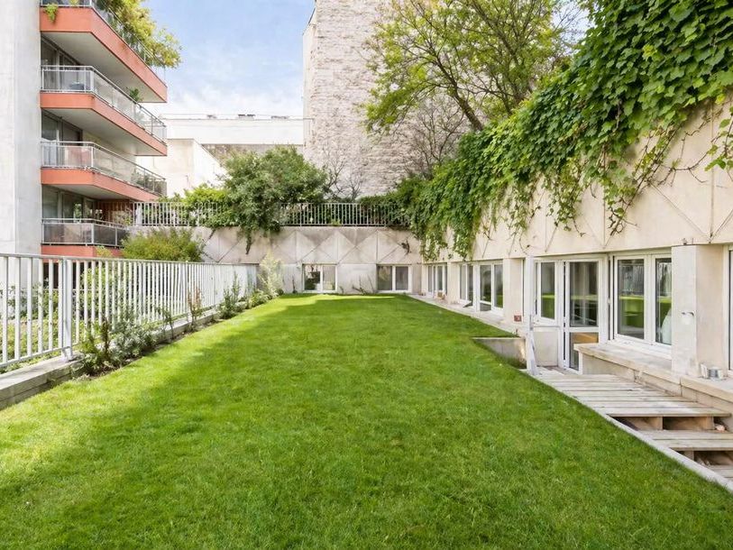 Location bureaux 585 m² non divisibles