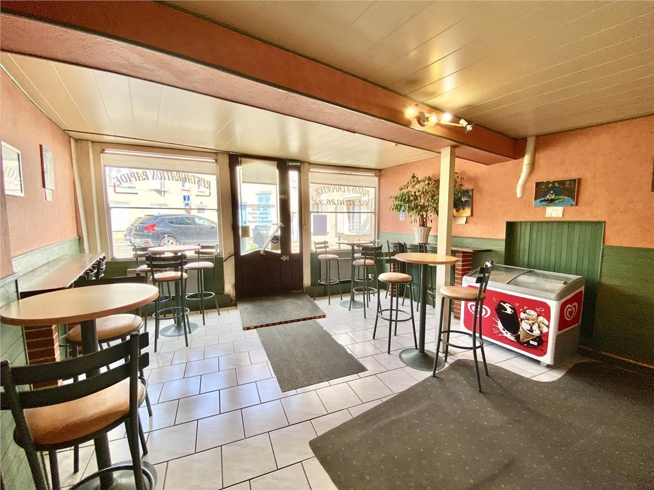 Vente local commercial 70 m² à Chartres