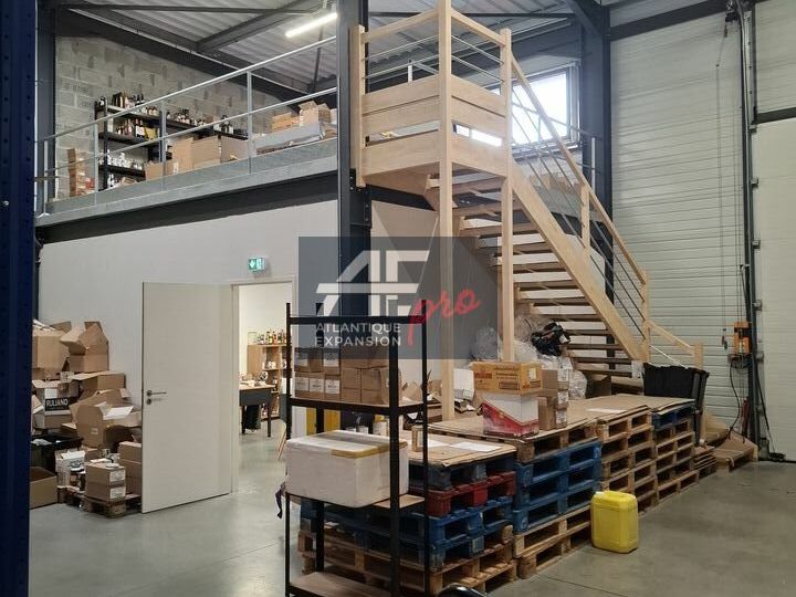 Vente local d''activites 150 m² non divisibles