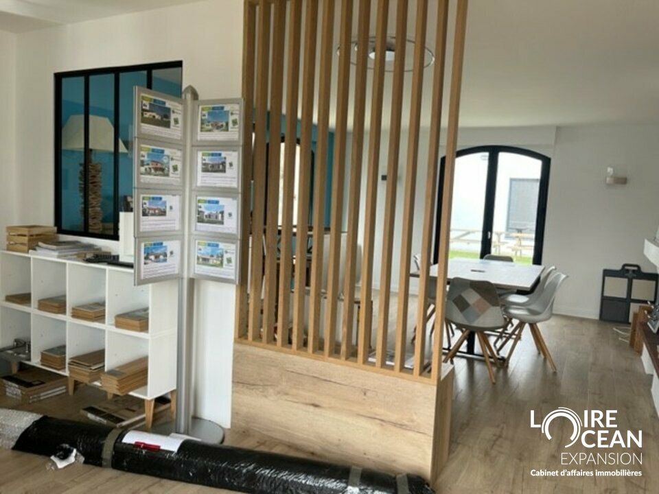Location bureaux 160 m² non divisibles
