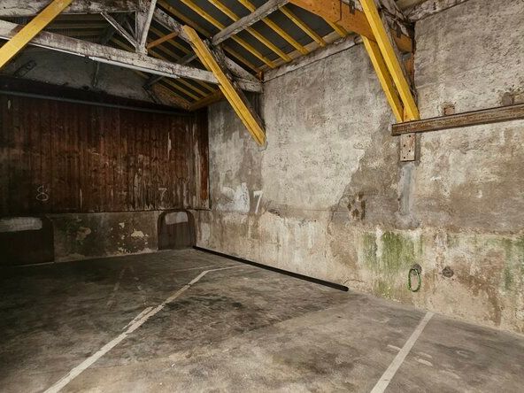 Location entrepot 55 m² non divisibles
