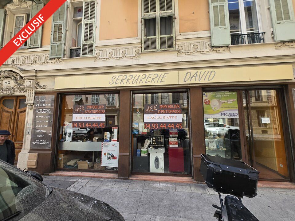 Vente local commercial 109.46 m² non divisibles