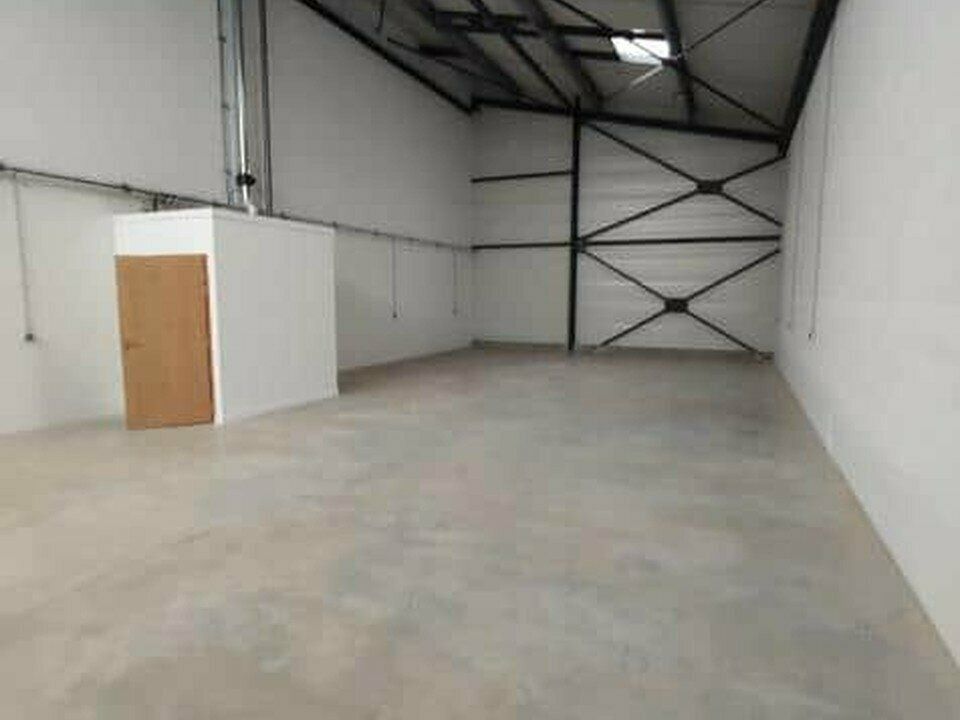 Locaux d'activites et bureaux a louer a Pavilly (76)