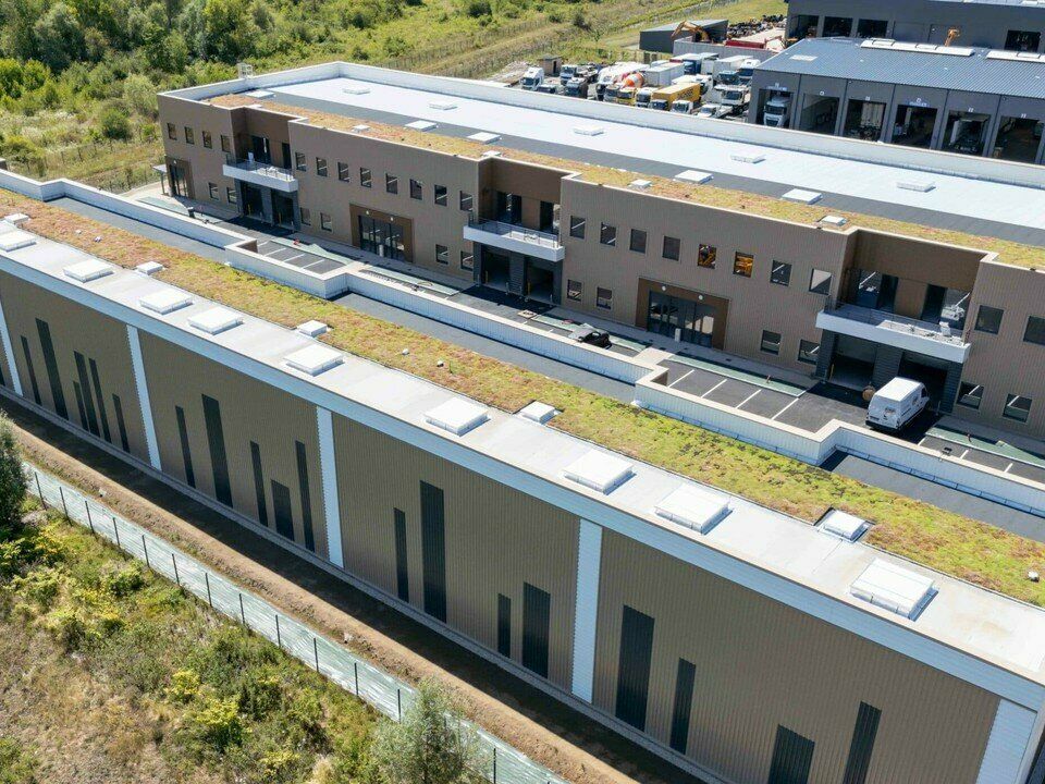 Vente local d''activites 190 m² divisibles à partir de 190 m²