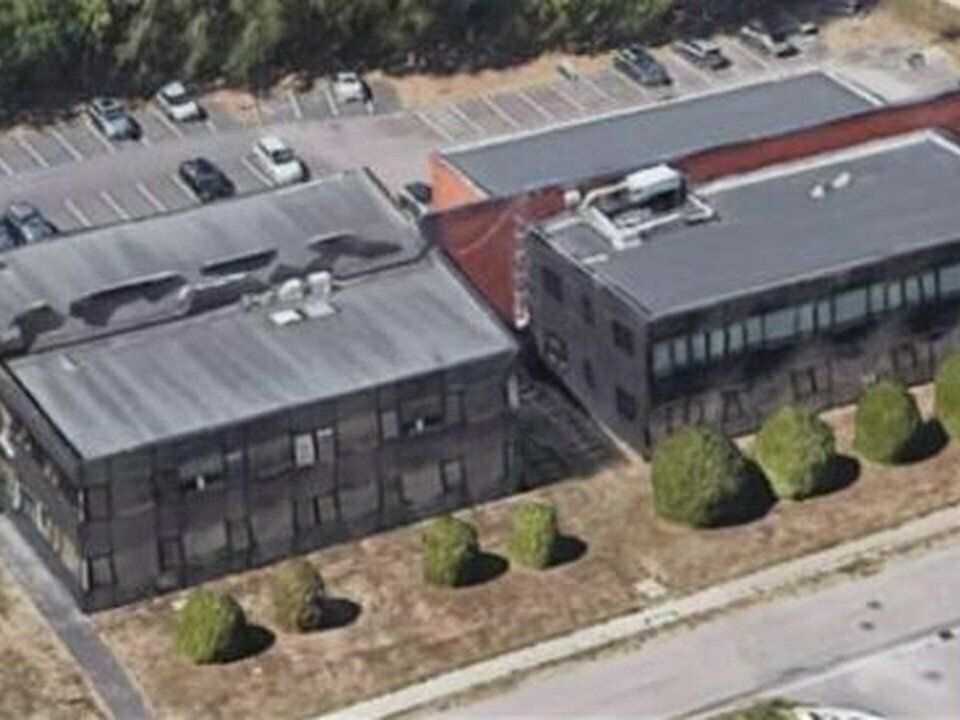 Location bureaux 1711 m² non divisibles