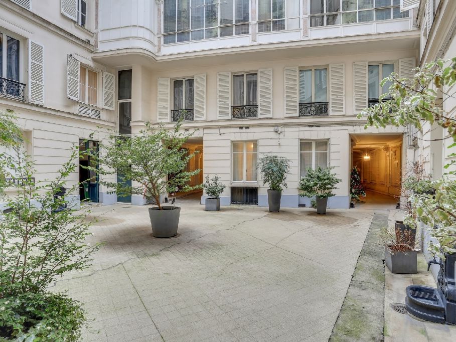 Location bureaux 140 m² non divisibles