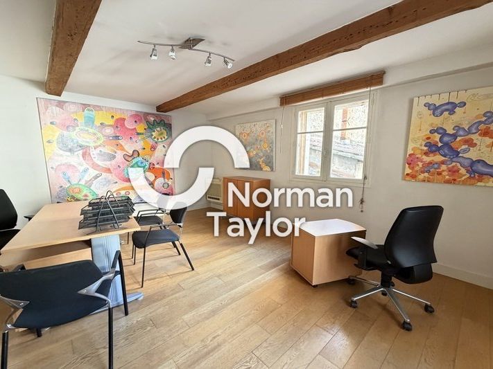 Location bureaux 70 m² non divisibles