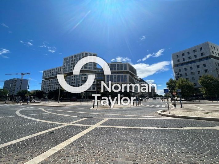 Location local commercial 531 m² non divisibles