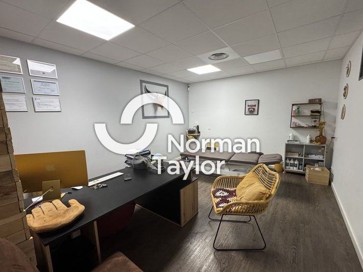 Vente local commercial 100 m² non divisibles