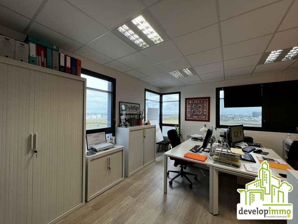 Location bureaux 100 m² non divisibles