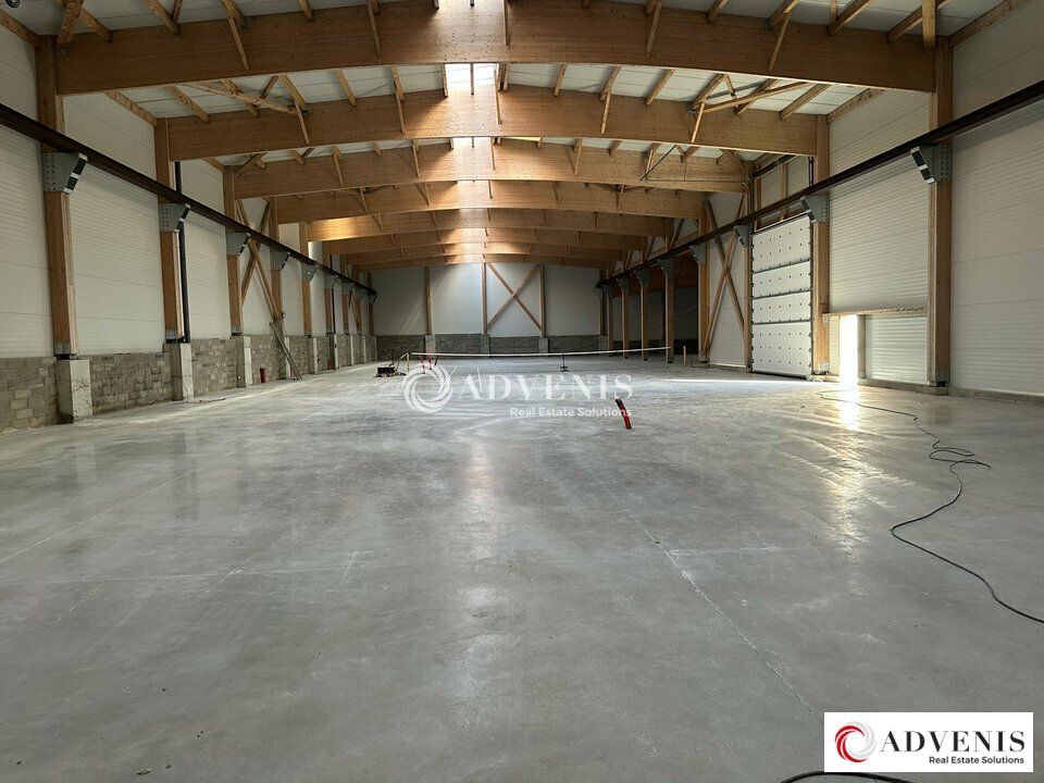 A LOUER - BATIMENT D'ACTIVITE NEUF DE 1765 M² AVEC STOCKAGE EXTERIEUR