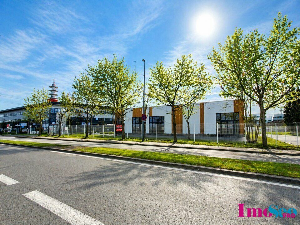 Location local commercial 127 m² non divisibles