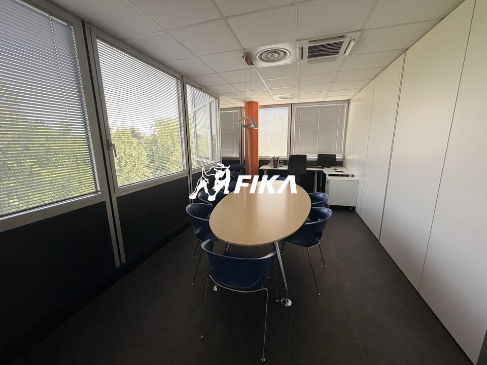 A VENDRE BUREAUX 199,4 m² - (31200) TOULOUSE