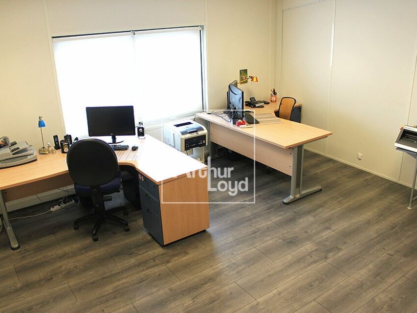 MORSANG SUR ORGE ENTREPOT A VENDRE
