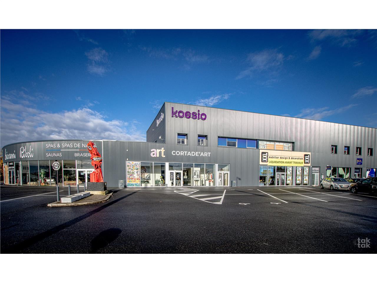 Location local commercial 300 m² à Montauban