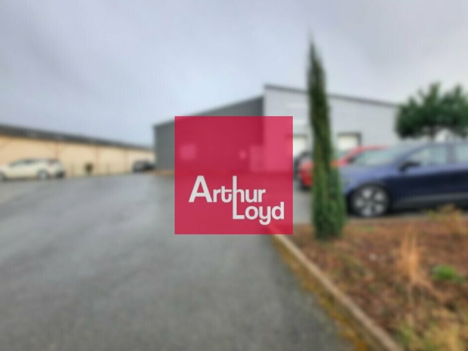 Location local d''activites 775 m² non divisibles