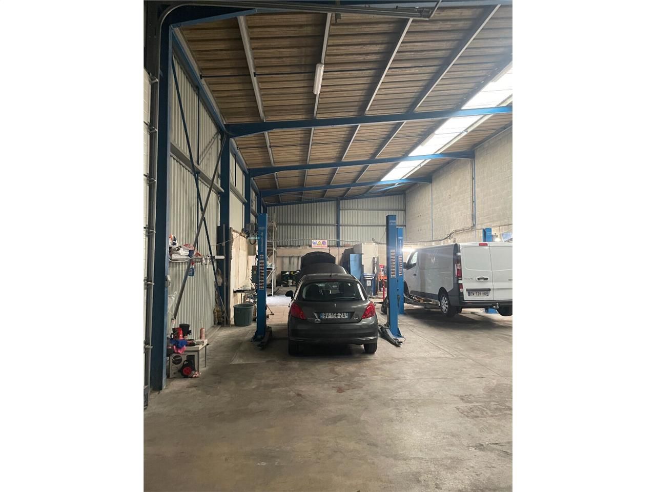 Location local 200.00 m² à LIMOGES