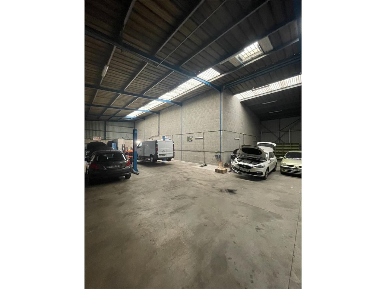 Location local 200.00 m² à LIMOGES