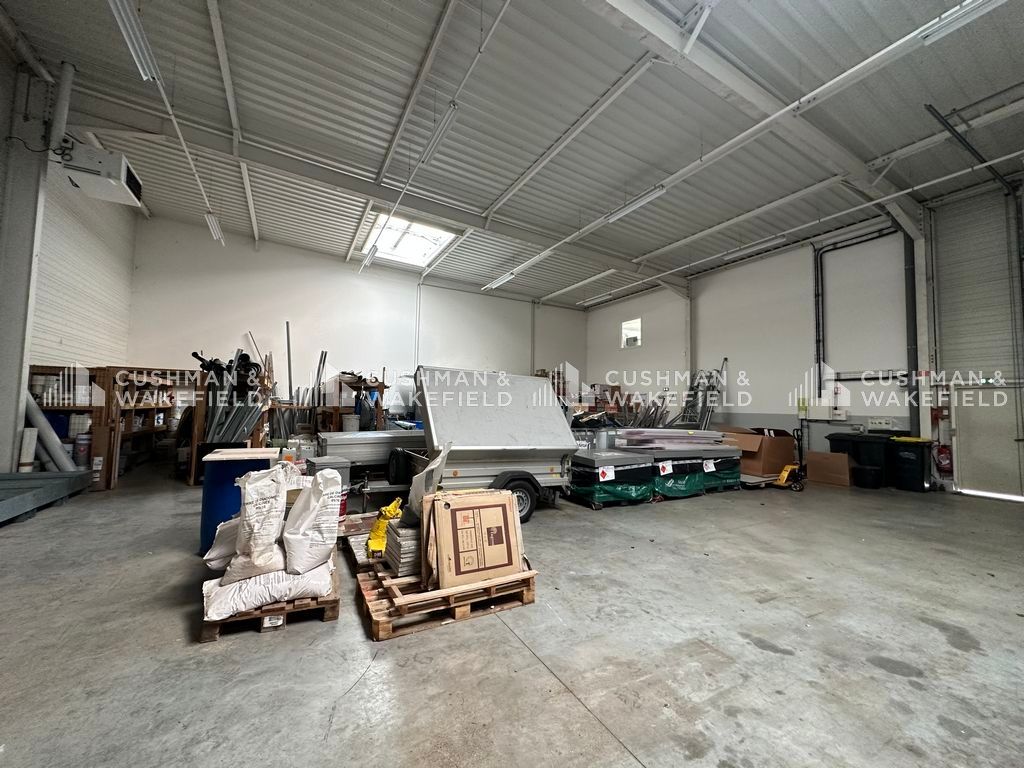 Location activités 391 m² non divisibles