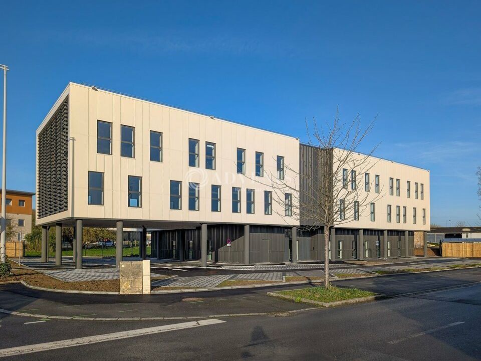 Vente bureaux 792 m² divisibles à partir de 140 m²